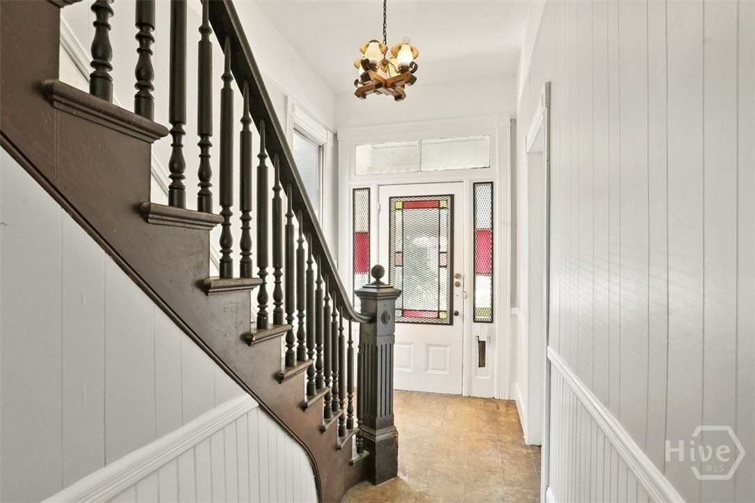 1112 Barnard St Unit A - Photo 6 of 37