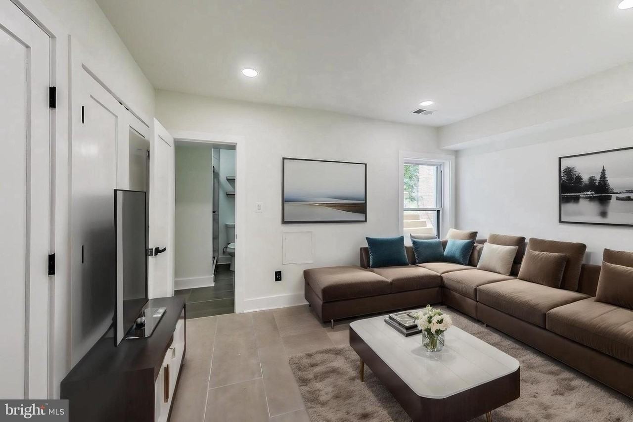 1626 K St Ne - Photo 7 of 18