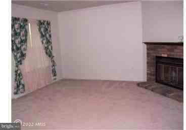 7706 Majestic Way - Photo 5 of 18