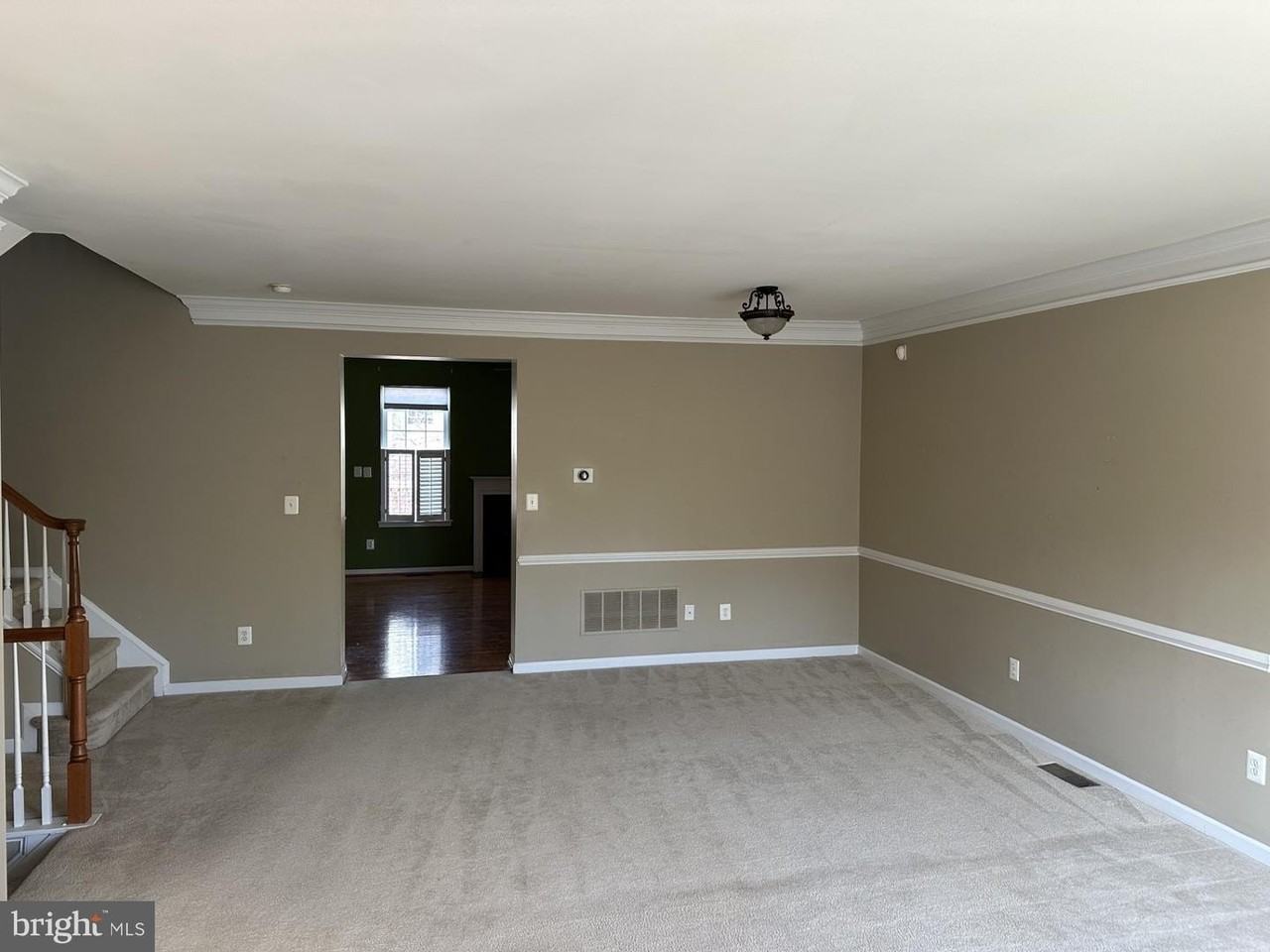 25861 Kirkwood Sq - Photo 7 of 43