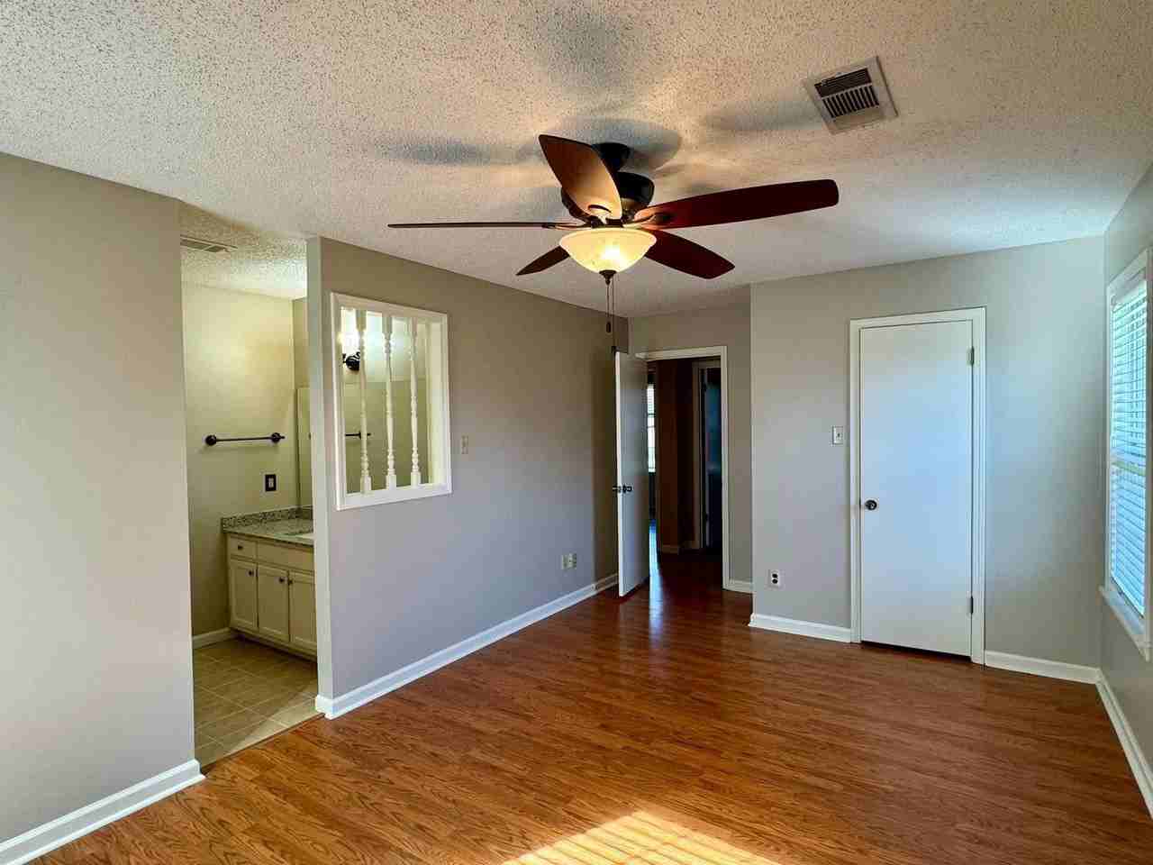 812 Beaver Rd - Photo 4 of 15