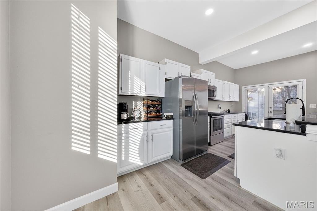 28 Columbus Square Dr - Photo 7 of 32