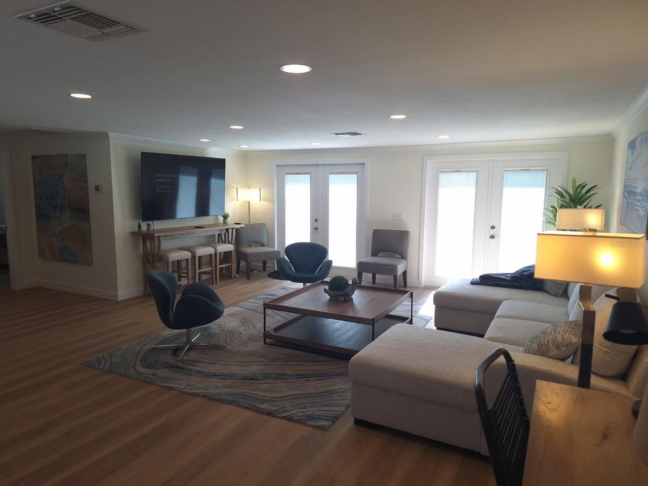 1203 Lyric Ln - Photo 4 of 38