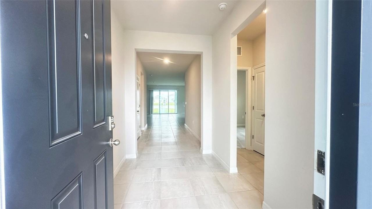 17915 Cantarina Cv - Photo 4 of 49