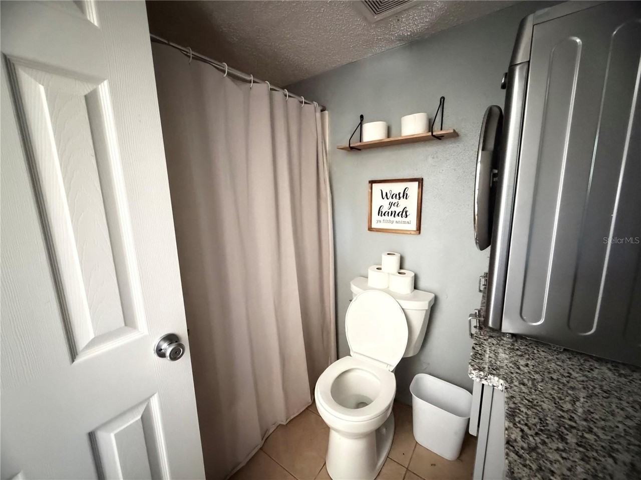 145 Oyster Bay Cir #140 - Photo 5 of 9