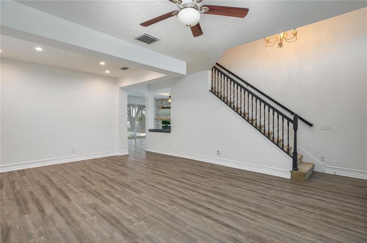 1968 Fruitridge St - Photo 3 of 37