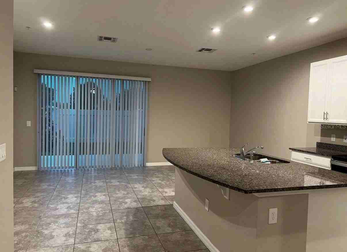 10552 Salt Grove St - Photo 6 of 14