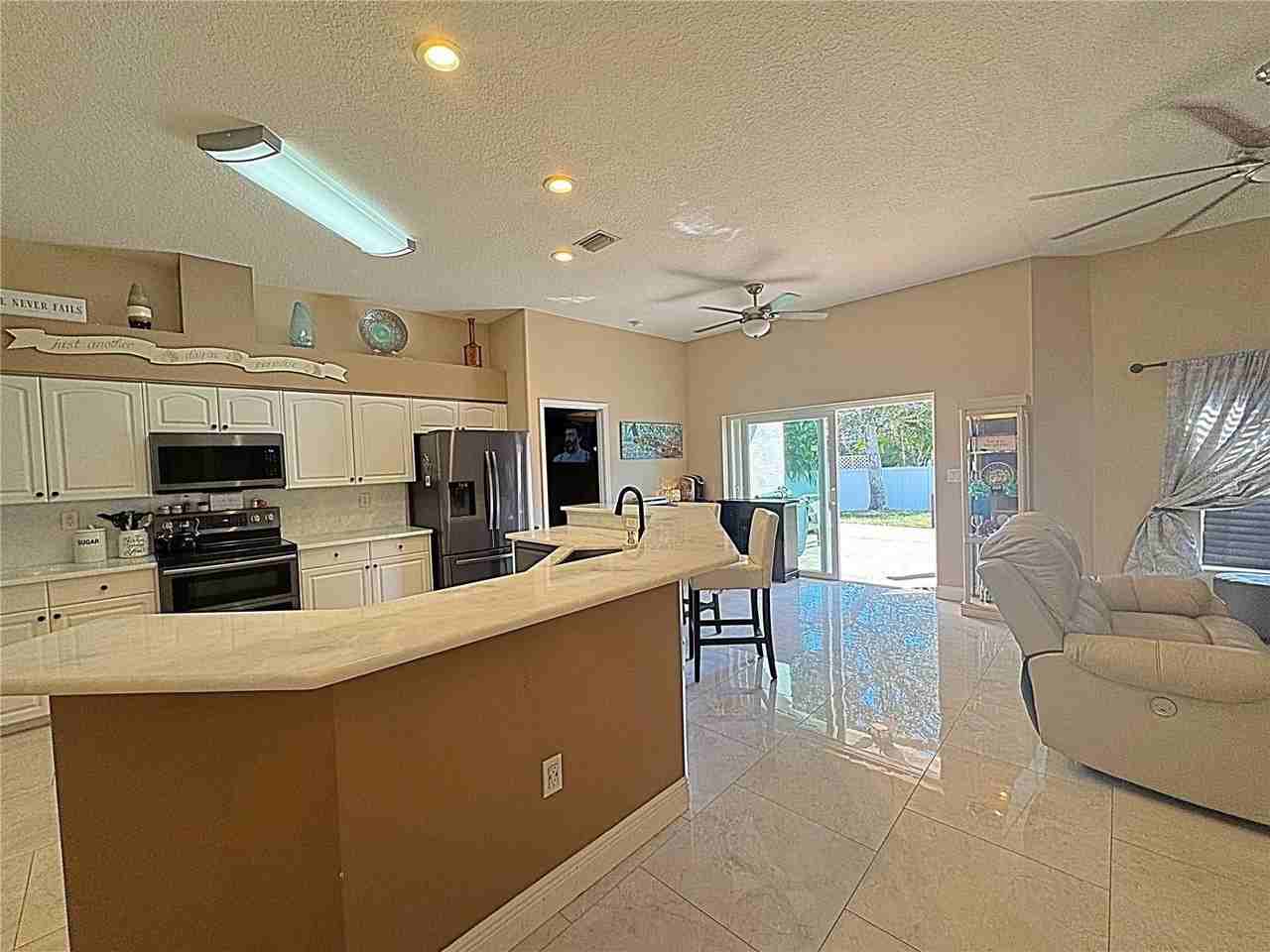 1467 Watermill Cir - Photo 6 of 50