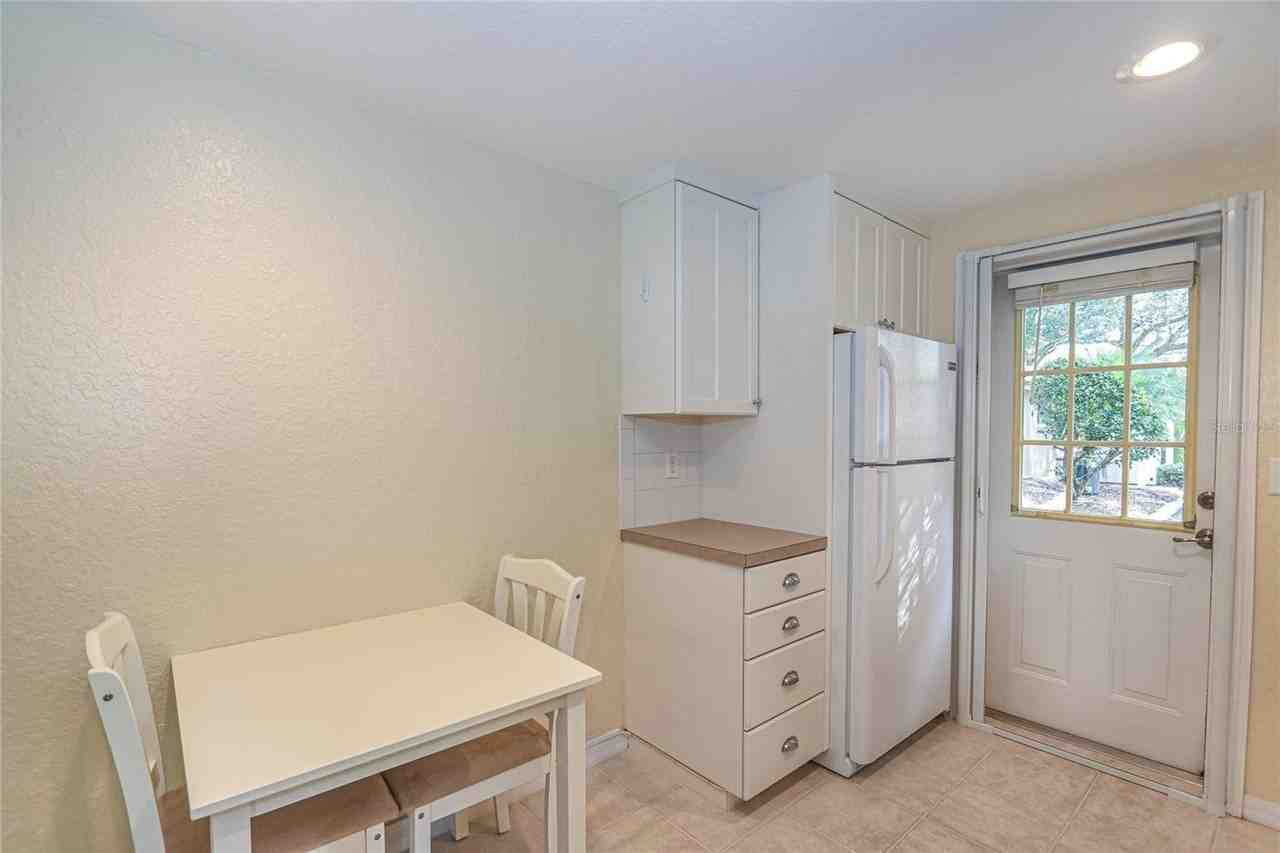 330 5th Ave N - Photo 3 of 26