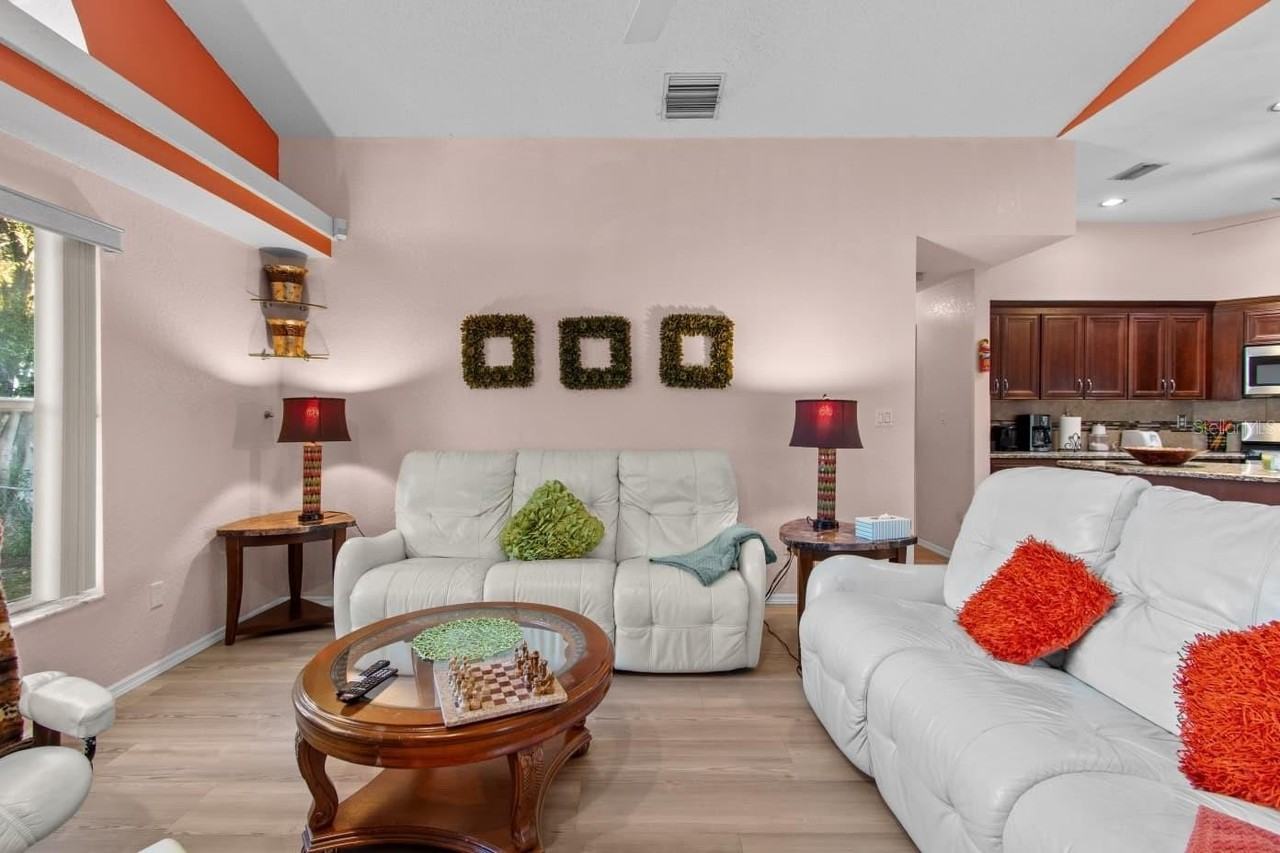 10431 36th St N - Photo 5 of 46