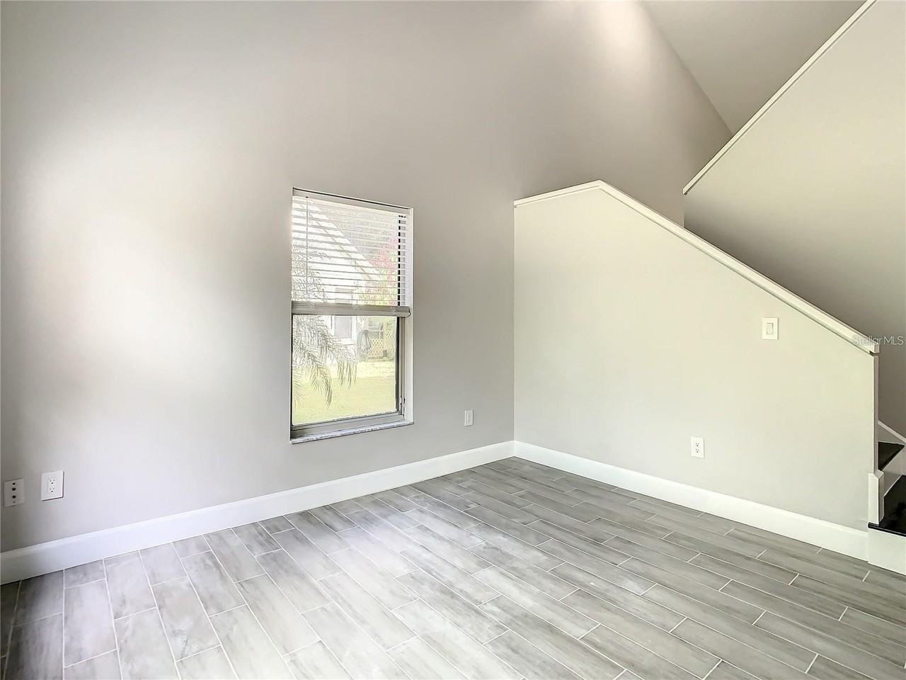 6708 Yardley Way - Photo 6 of 50