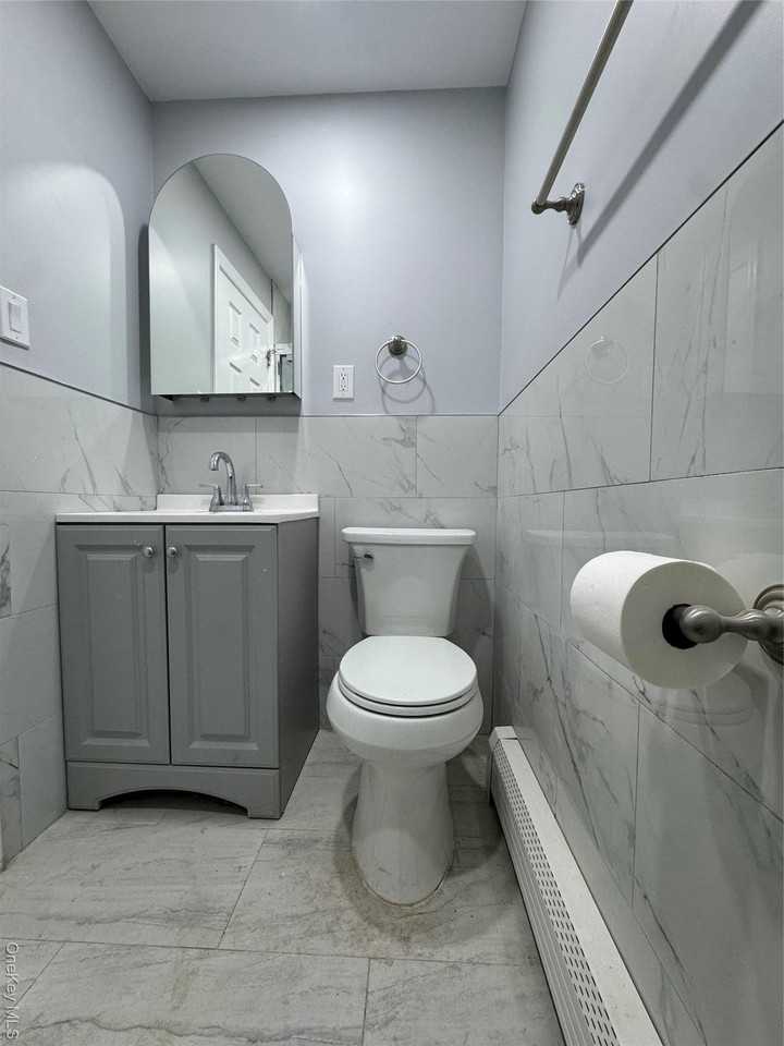 771 E 216th St - Photo 5 of 7