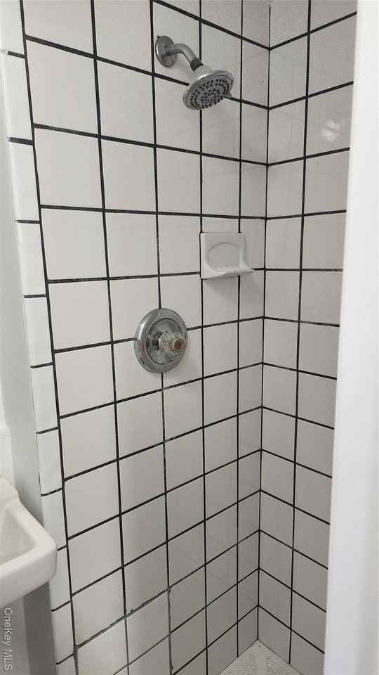 74/80 North Highland Avenue - Photo 2 of 10