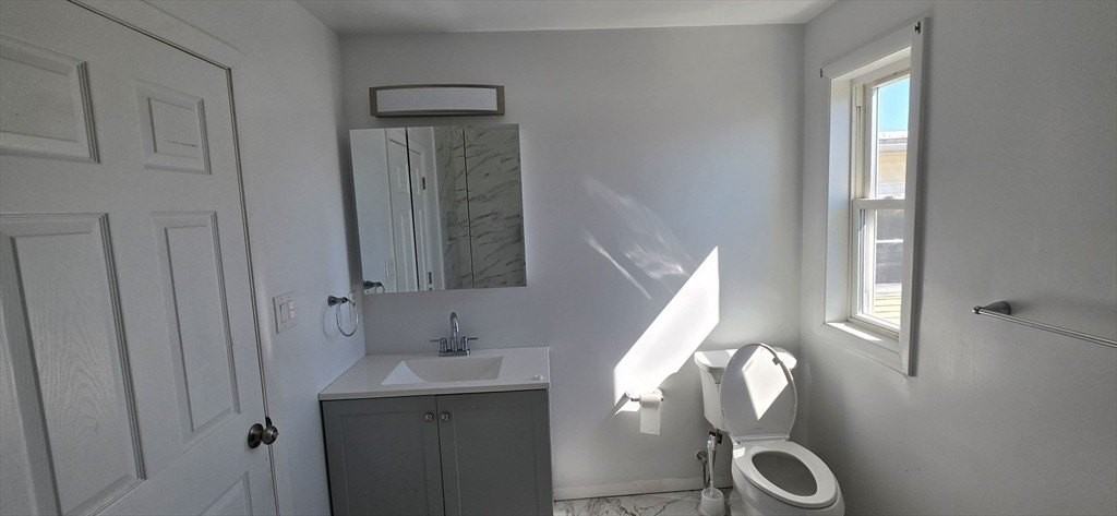 18 Bullard St Apt 3 - Photo 3 of 19