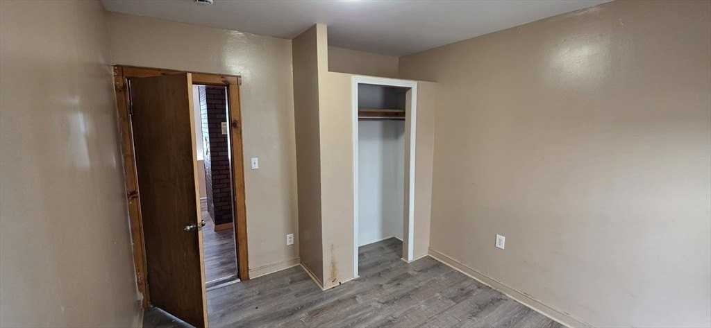 18 Bullard St Apt 2 - Photo 2 of 12