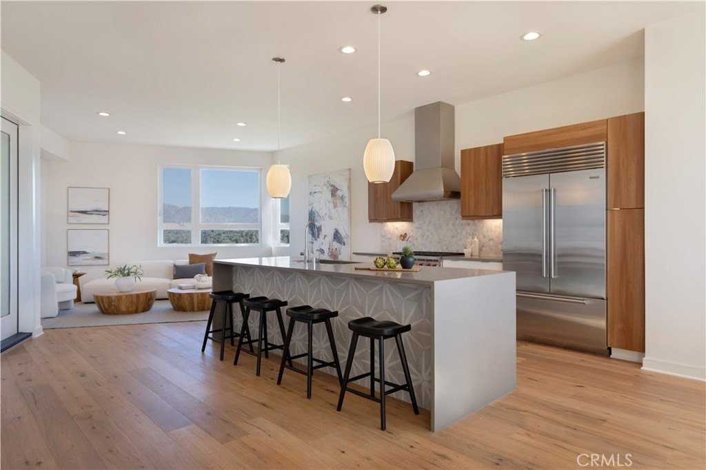 1025 White Knoll Dr - Photo 6 of 37