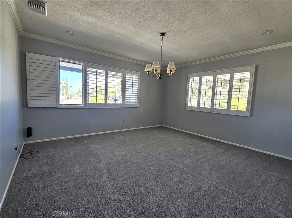 639 Alta Loma Dr - Photo 6 of 26