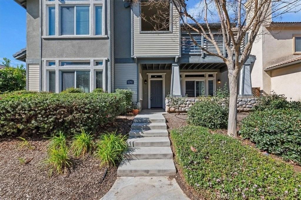 6342 Sunfield Ct - Photo 5 of 50