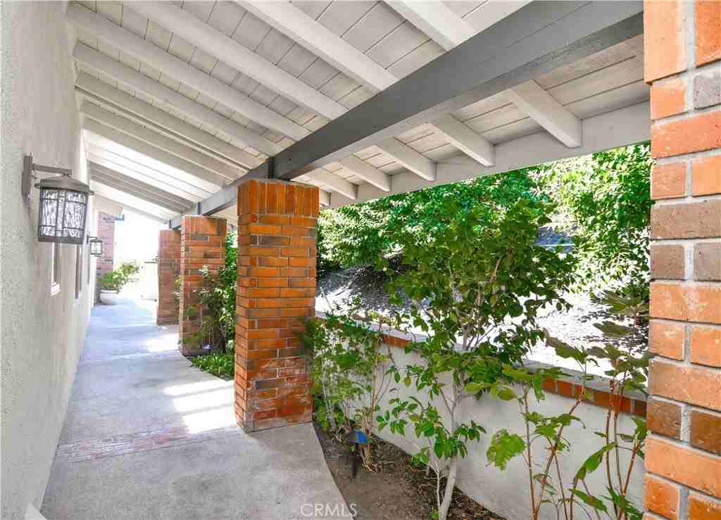 15 Beachcomber Dr - Photo 2 of 46