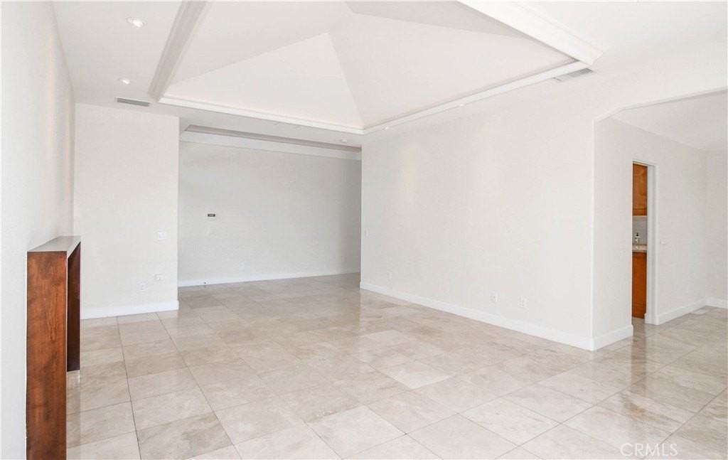 15 Beachcomber Dr - Photo 5 of 46