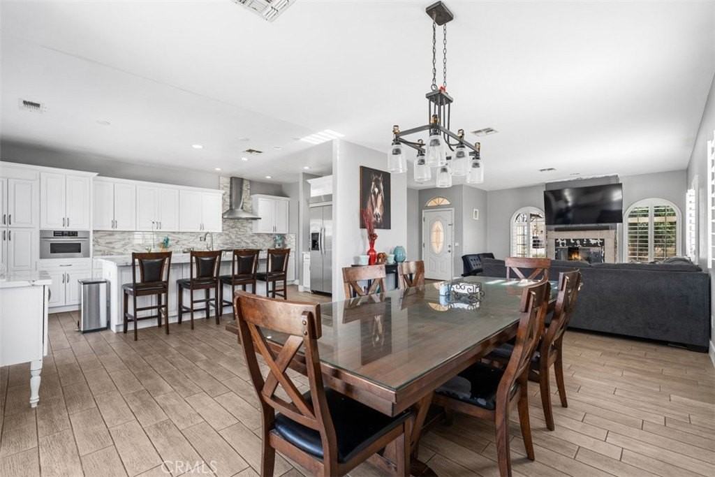 12385 Sumac Dr - Photo 5 of 19