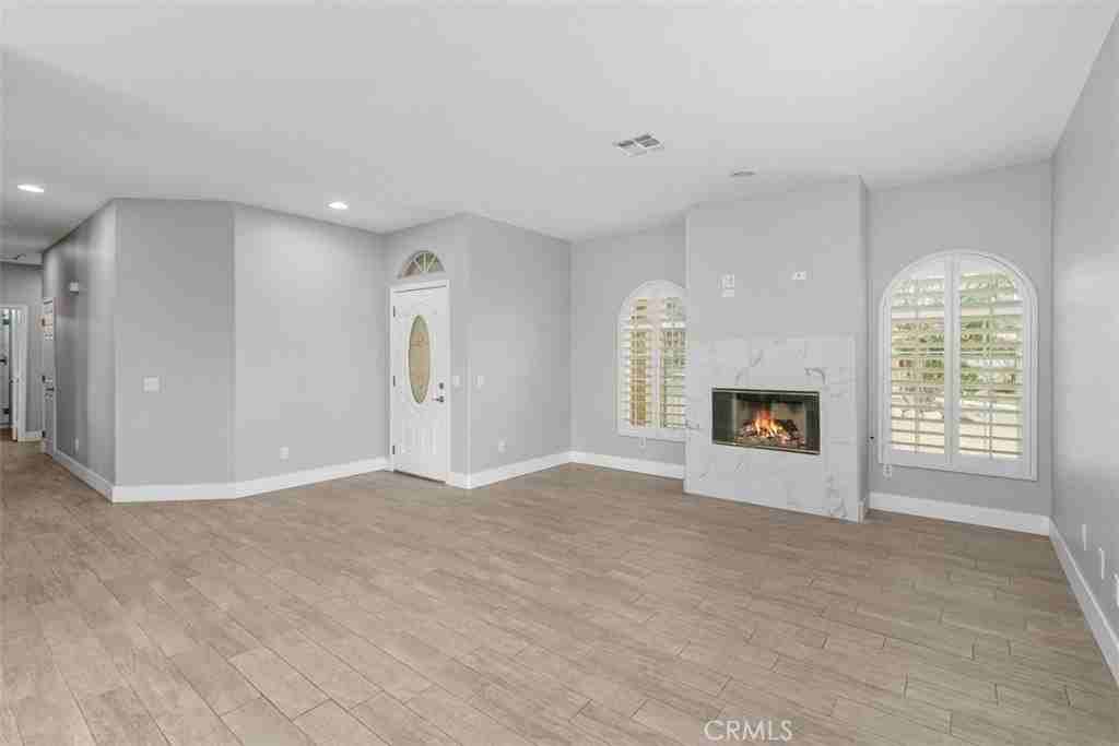 12385 Sumac Dr - Photo 7 of 19