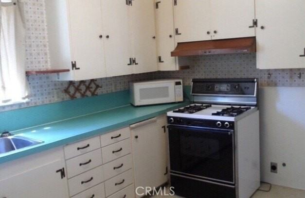 961 W Foothill Blvd - Photo 7 of 9