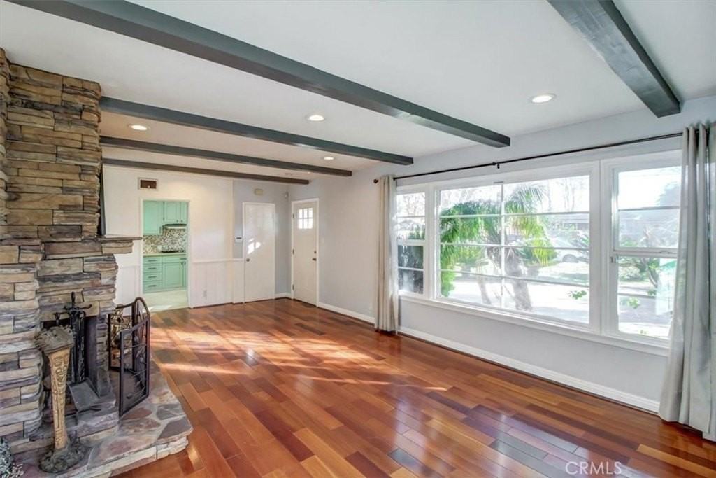 7441 Beckford Ave - Photo 4 of 35