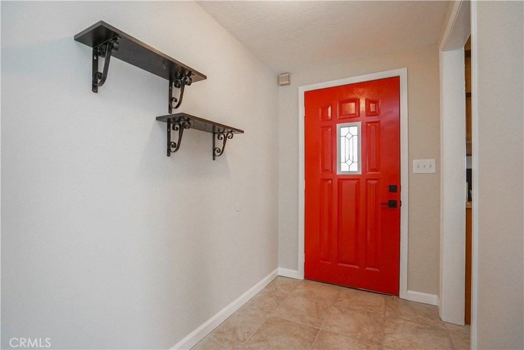 4662 Santa Fe St - Photo 2 of 33