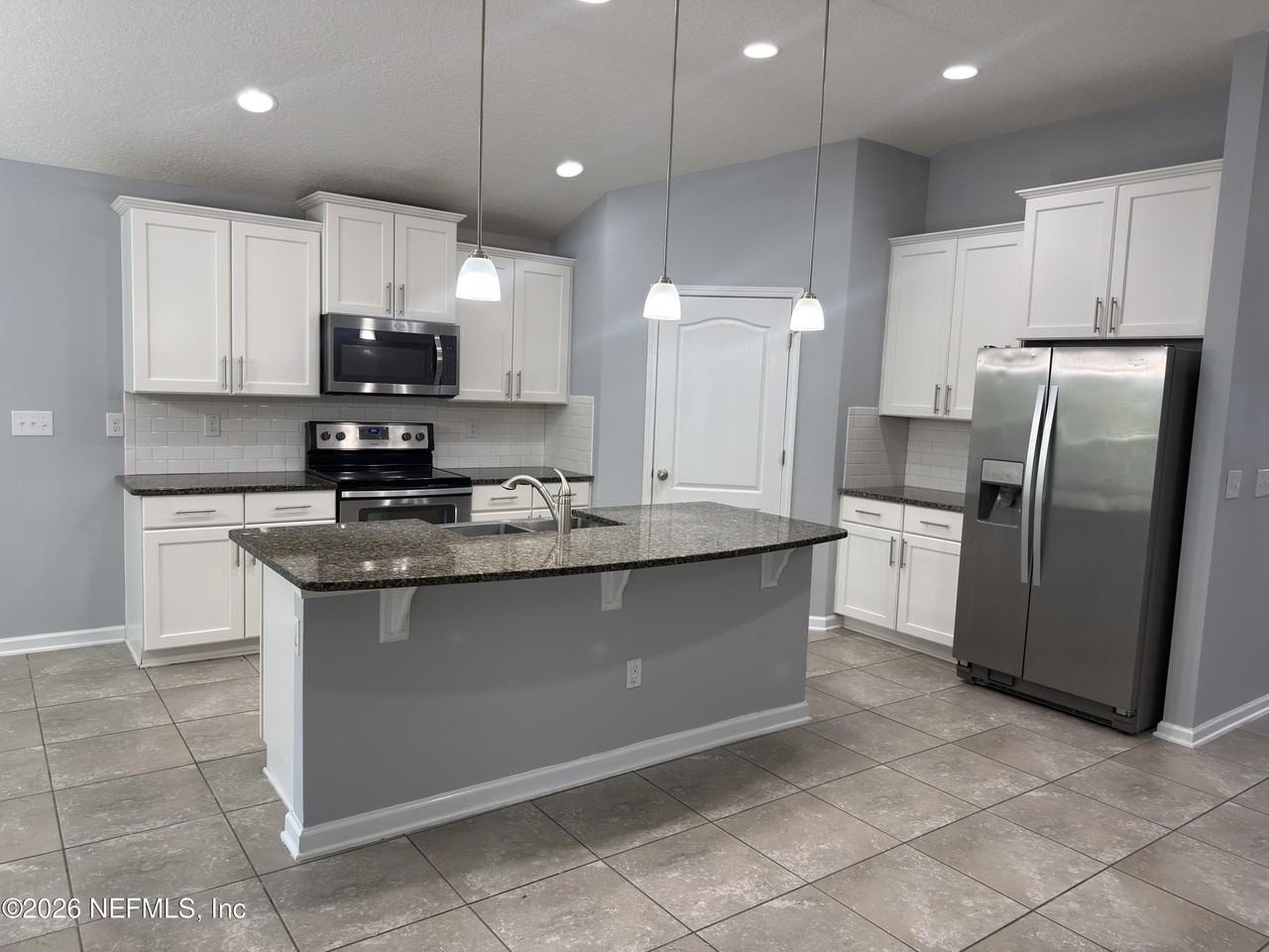 39 Boulder Rock Way - Photo 5 of 33