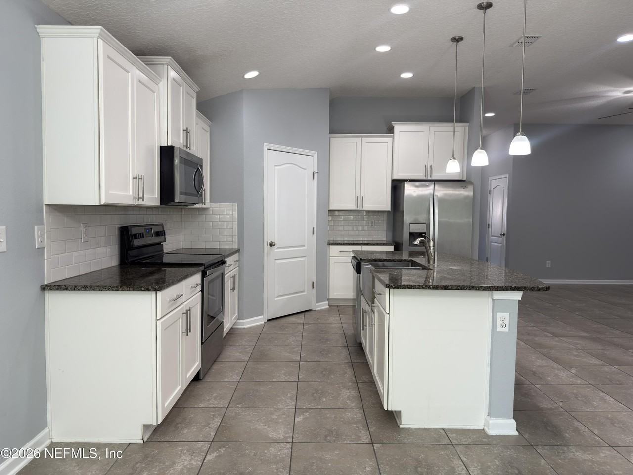 39 Boulder Rock Way - Photo 6 of 33