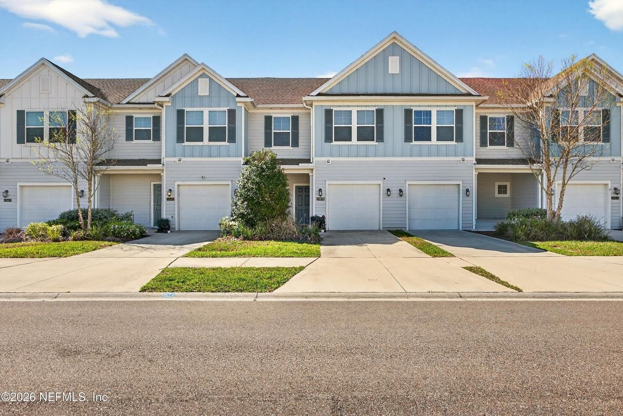 12678 Josslyn Ln - Photo 2 of 29