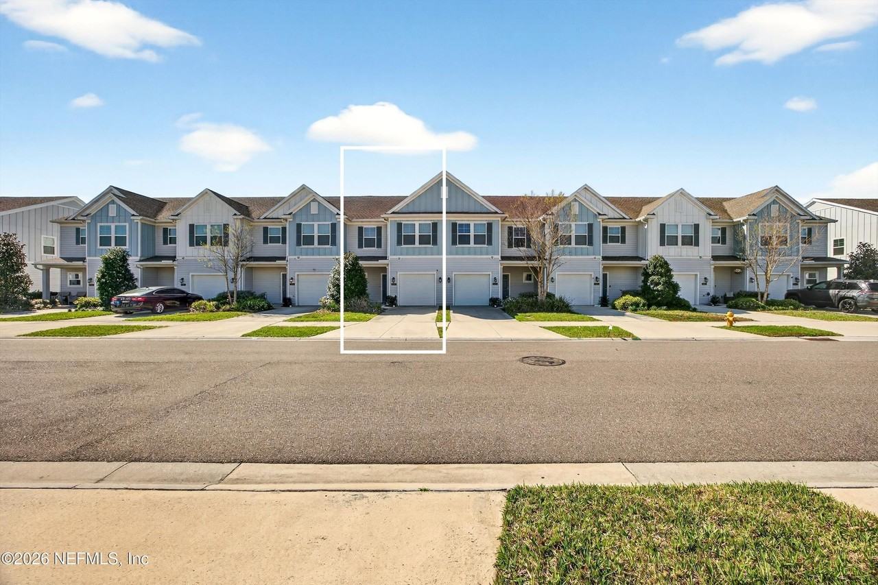 12678 Josslyn Ln - Photo 3 of 29