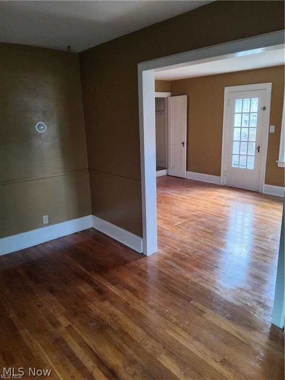 1736 17th St - Photo 4 of 6