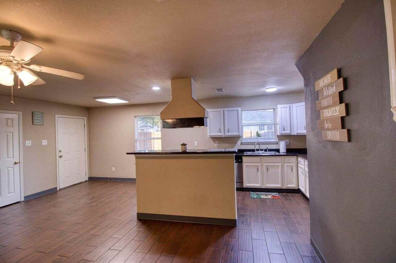 1622 Dove Run - Photo 5 of 14