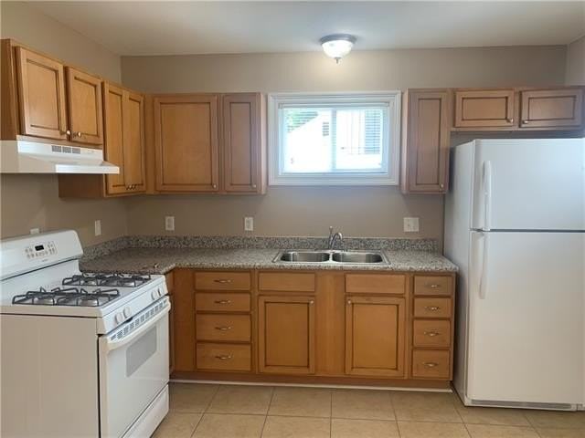 135 Central Ave #A - Photo 5 of 8