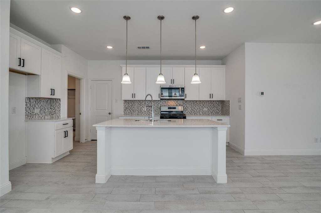 514 Lana Dr - Photo 7 of 21