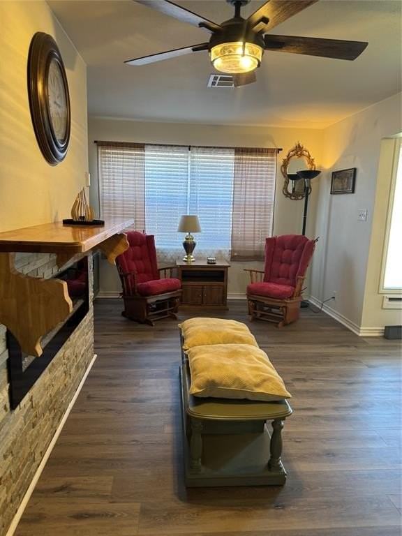 1470 Beechwood Ln - Photo 4 of 25