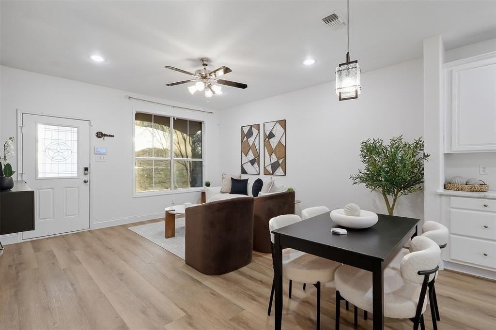 4026 Autumnwood Ln - Photo 6 of 27