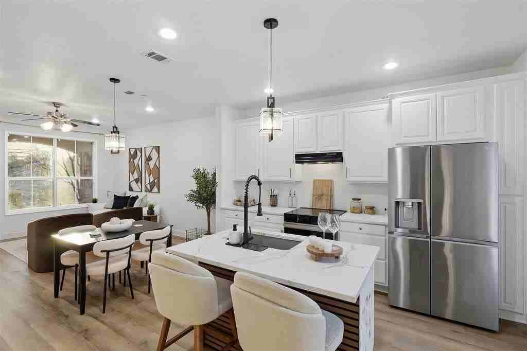 4026 Autumnwood Ln - Photo 7 of 27