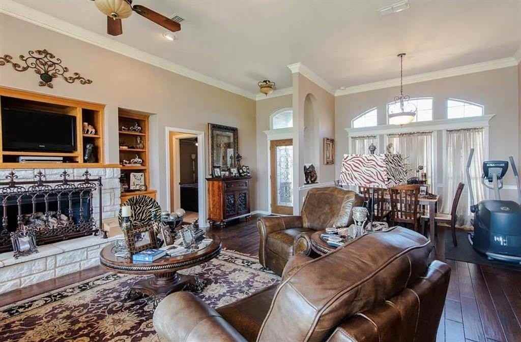 10899 Jackson Rd - Photo 4 of 11