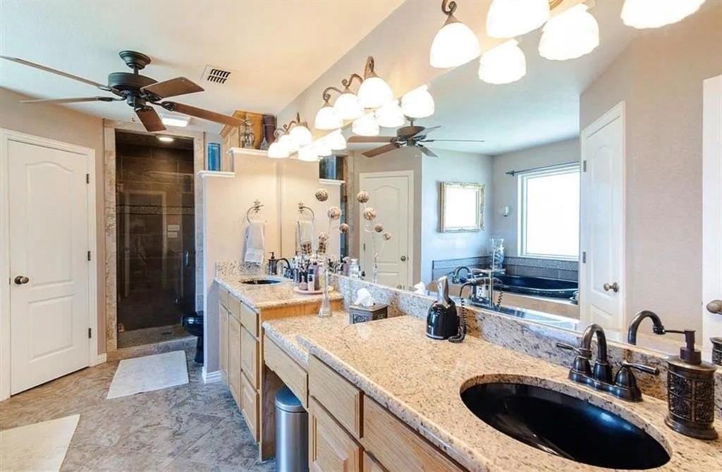 10899 Jackson Rd - Photo 6 of 11