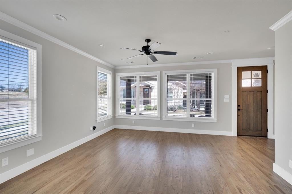 500 Woodside Trl - Photo 3 of 17