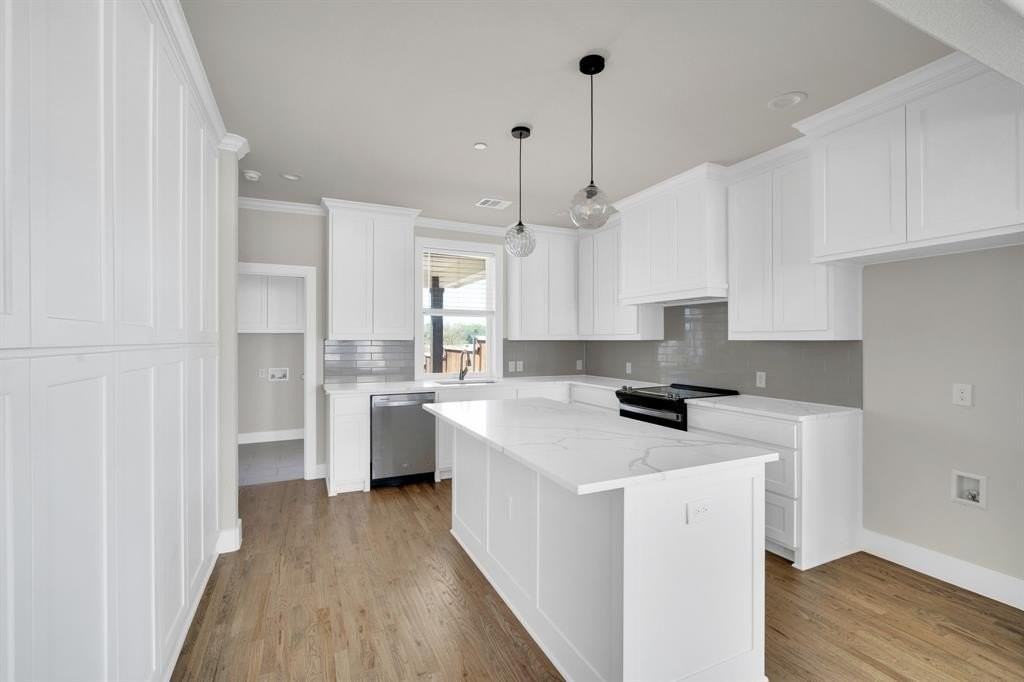 500 Woodside Trl - Photo 5 of 17