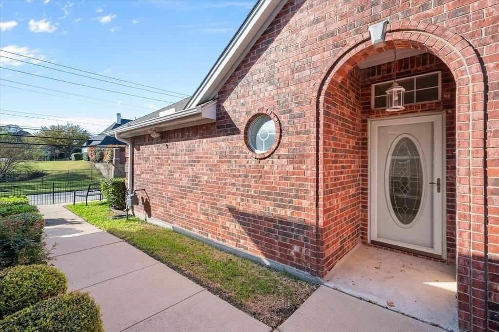 2311 Ragland Rd - Photo 5 of 34