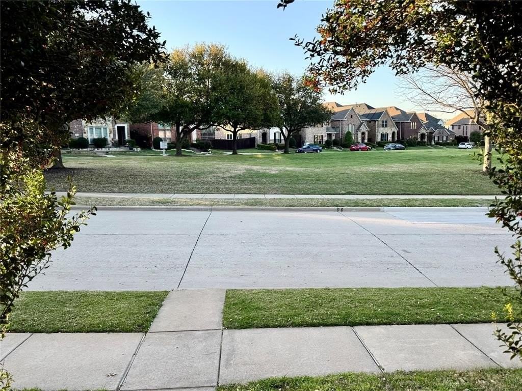 3528 Flat Creek Dr - Photo 2 of 14