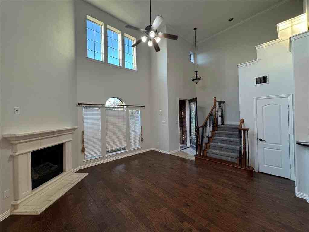 3528 Flat Creek Dr - Photo 3 of 14