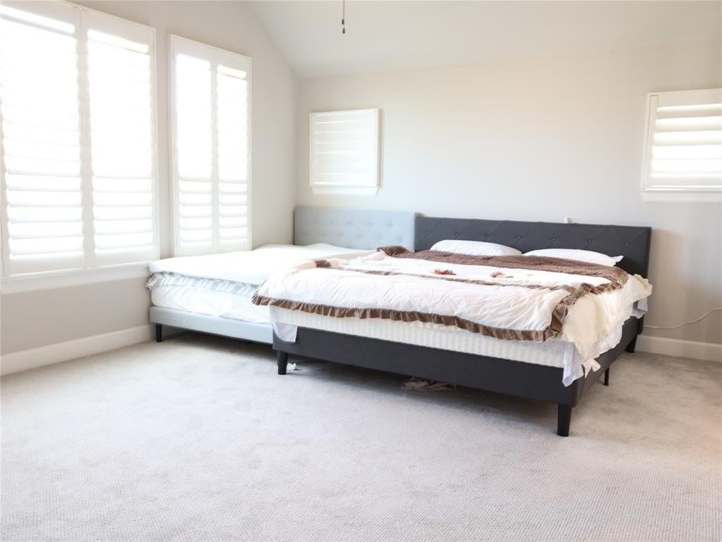 1720 Conifer Ct - Photo 4 of 12