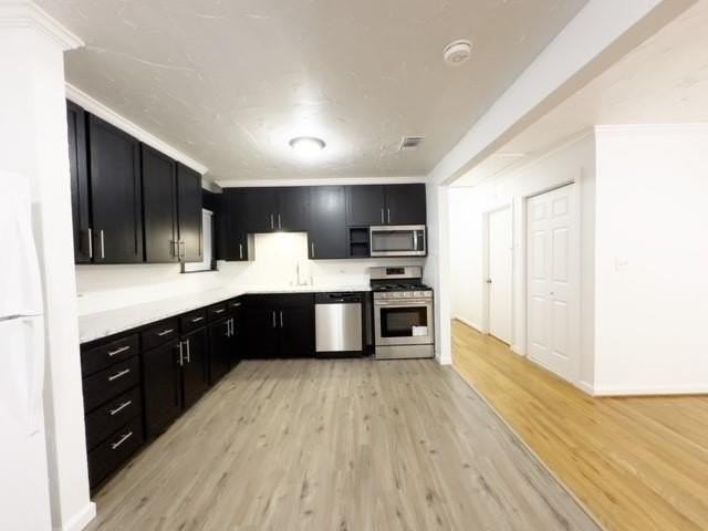 1312 Broadway St - Photo 3 of 14