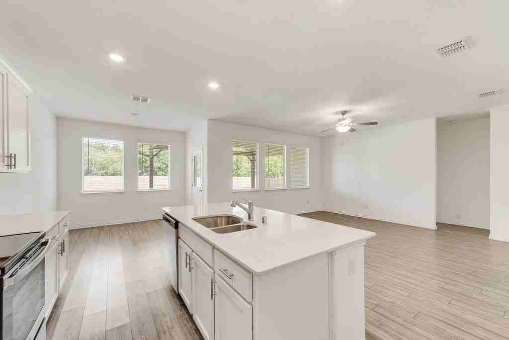 728 Alden Dr - Photo 7 of 24